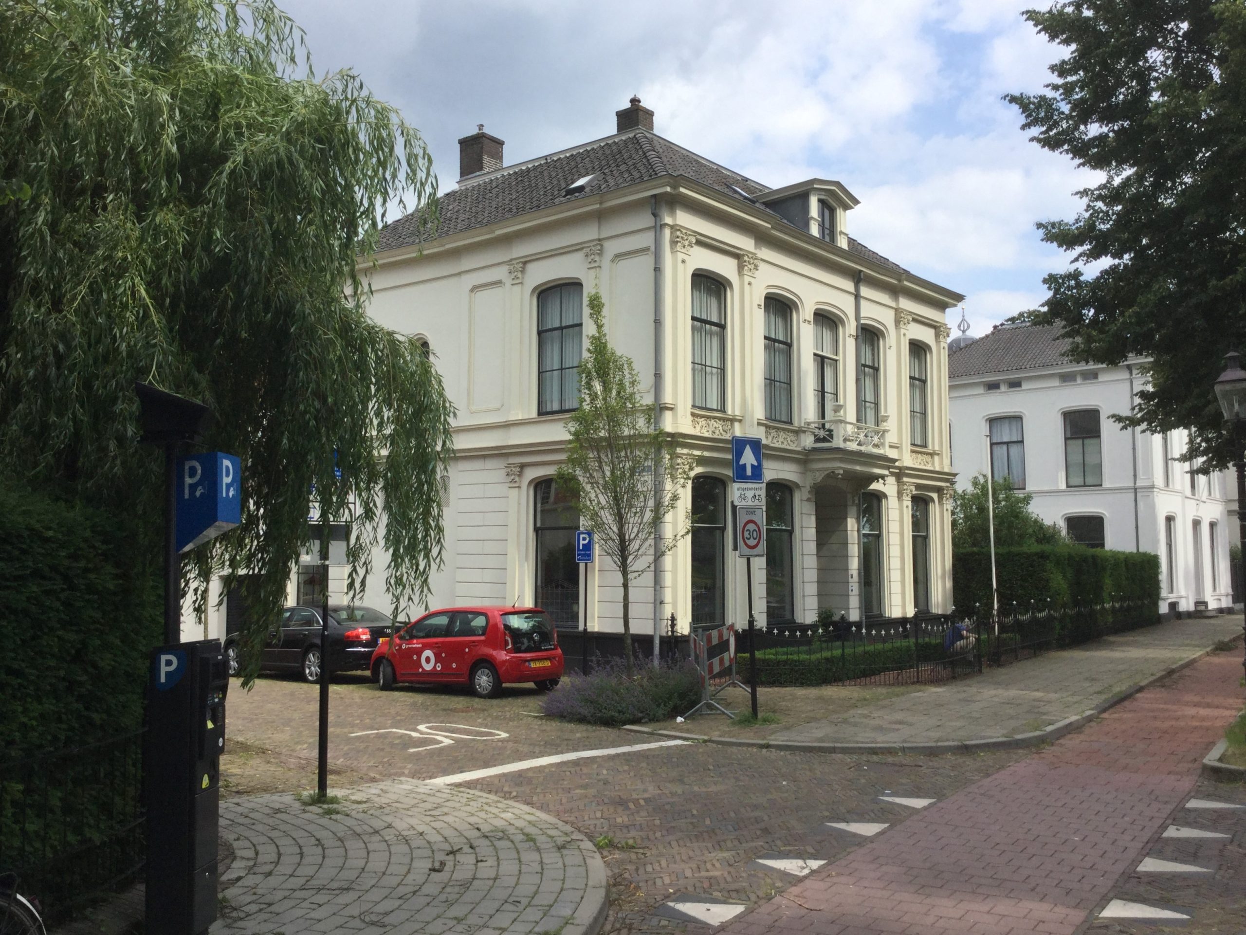 Onder de Linden 3